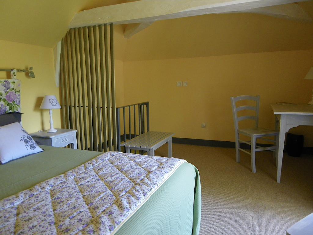 La Petite Varenne Turny Oda fotoğraf